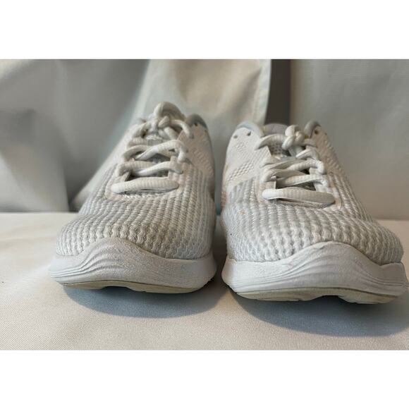 Nike Revolution 4 Men's size 7 white on white - Picture 9 of 16